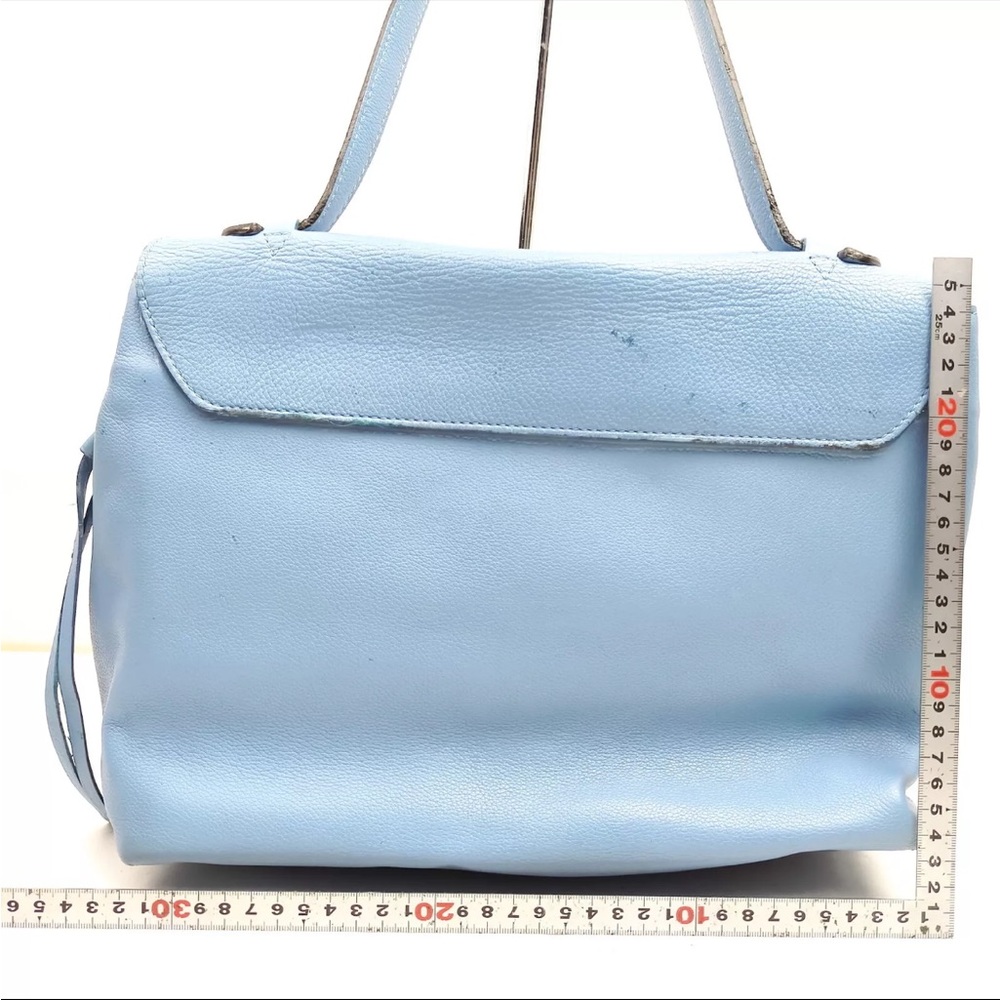 Louis Vuitton Top Handle Bag in a Rare Color - Picture 5 of 6